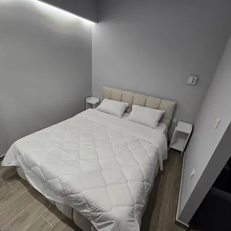 Greko With Free Private Parking Lägenhet