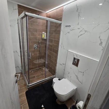 Greko With Free Private Parking