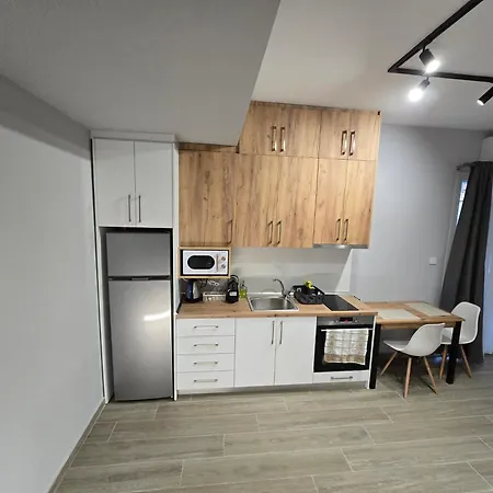 Greko With Free Private Parking *